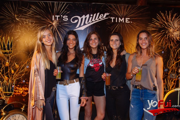 Antonia Varleta, Poli Mehech, Teresita Eyzaguirre, Lula Rodríguez, Victoria Carrasco