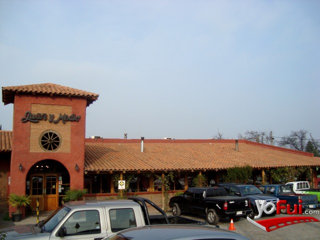Juan y Medio