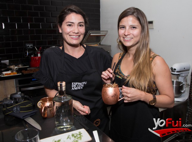 Francisca Ulloa, Javiera Manríquez