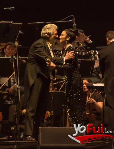 Plácido Domingo, Mon Laferte