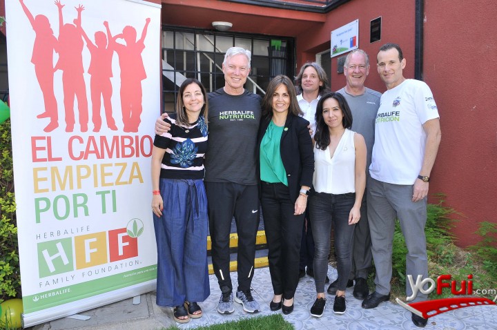 Ejecutivos de Herbalife Nutrition en visita al Hogar Acógeme San José