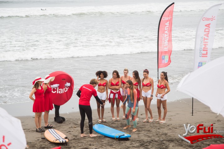 Fotografía en Claro Verano e Isidora Ureta realizaron exclusiva clase de surf, Playa La Boca