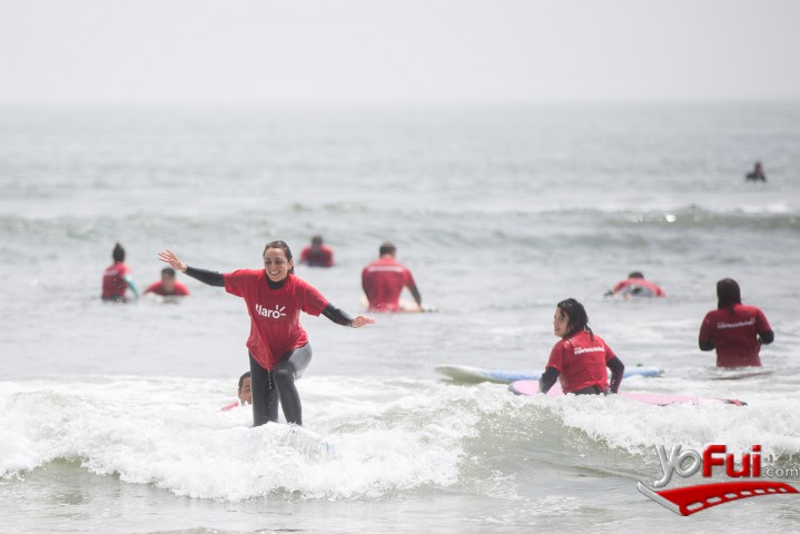 Fotografía en Claro Verano e Isidora Ureta realizaron exclusiva clase de surf, Playa La Boca