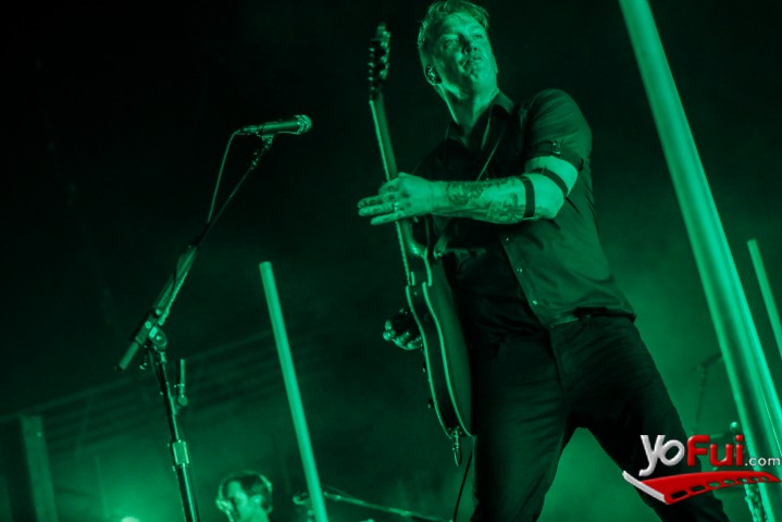 Queens of the Stone Age (gentileza Lotus)