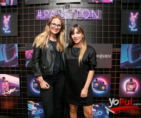 Elisa Moro, Valentina Urrizola