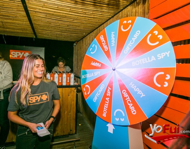 Fotografía en SPY+ presentó los nuevos anteojos que te hacen ver la vida más feliz, Restaurant Santa Pizza
