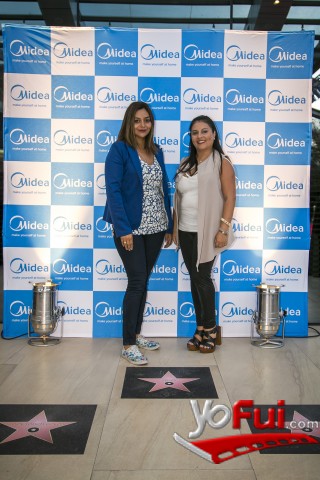 Cinthya Becerra, Karin MunÌoz