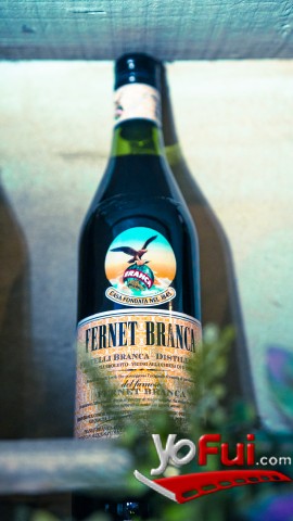 Fotografía en Fernet Branca celebró su segundo torneo de cachos en Santiago, Sanguchería “La Sociedad”