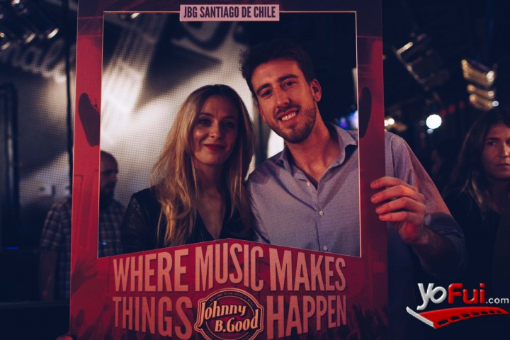 Mariana Berna, Martin Garis