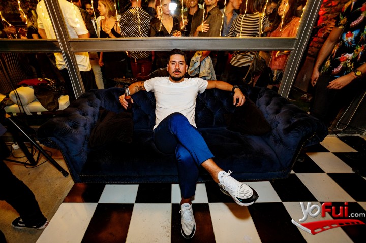 Fotografía en Barbería Black Bird celebró su primer aniversario, Barbería Black Bird c