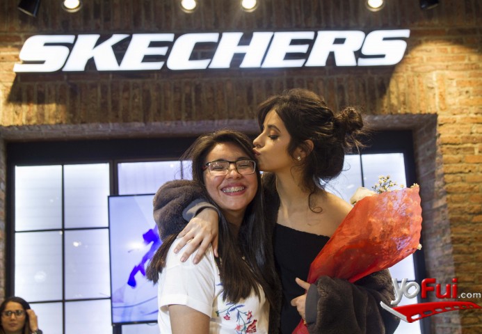 Camila Cabello y fanática