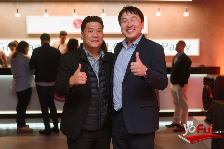 Taewon Ahn - Product Manager (Televisor), John Ryu (Director de Categoría Audio)