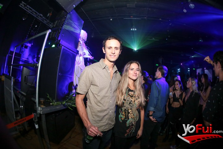 Cristobal Lyon, Paula Avilés