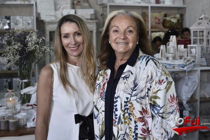 Lorraine Thompson, Nina Herrera