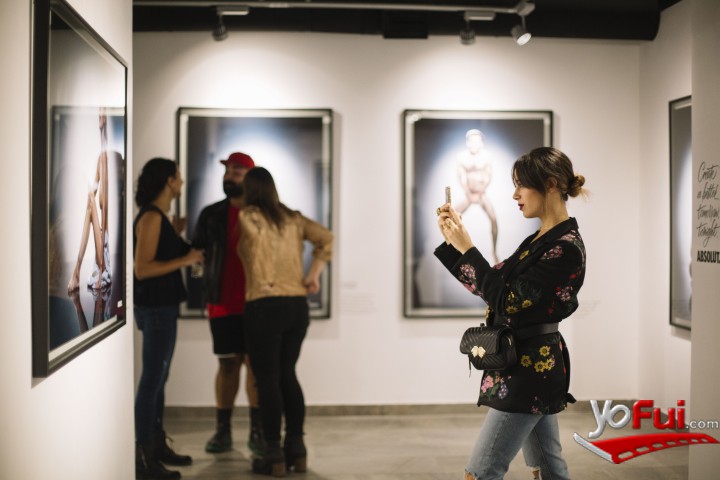 Fotografía en Exposición Nothing To Hide, Galería NAC