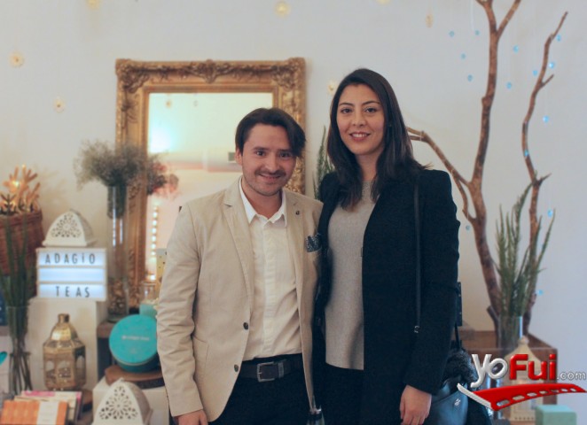 Javier Vegas, Joan Delgadillo
