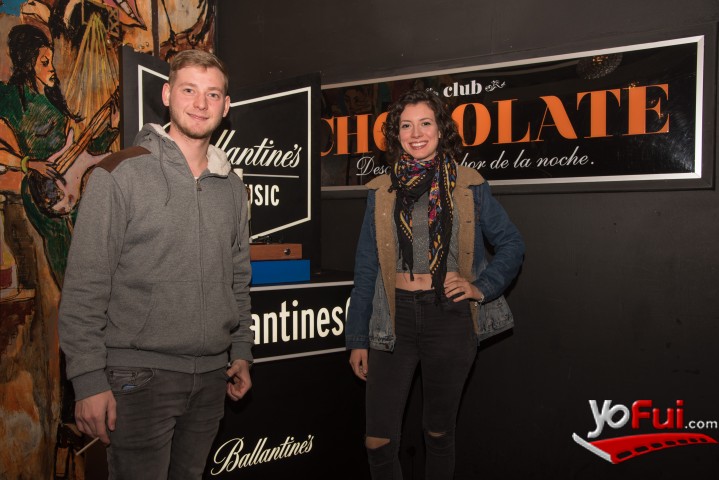 Javier Cleveland, Angie Moro