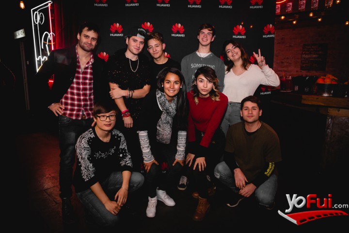 Fotografía en Conocidos youtubers nacionales se tomaron la Serie Y de Huawei, Casona