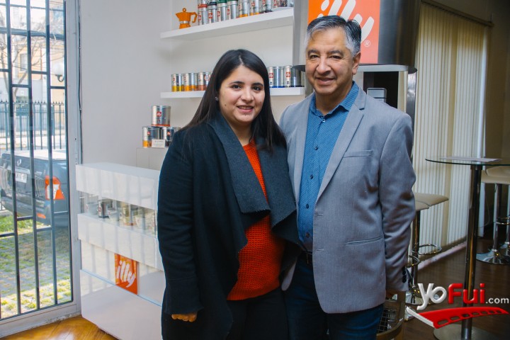 Pía Salazar, Rodrigo Salazar