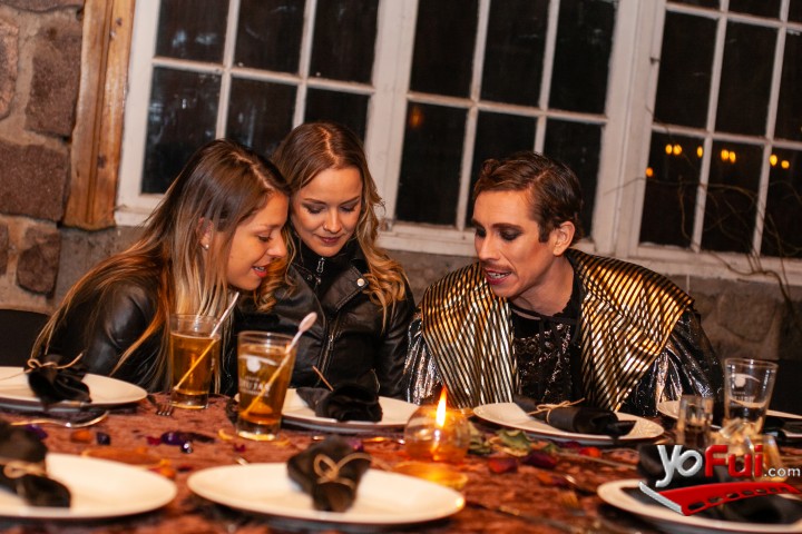 Fotografía en Lanzamiento Cenas Clandestinas de Brujas de Salamanca, Restaurant de El Arrayán