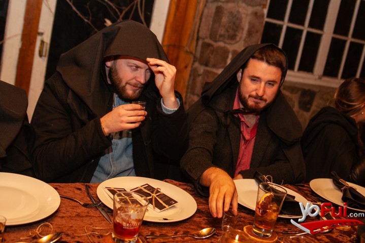 Fotografía en Lanzamiento Cenas Clandestinas de Brujas de Salamanca, Restaurant de El Arrayán