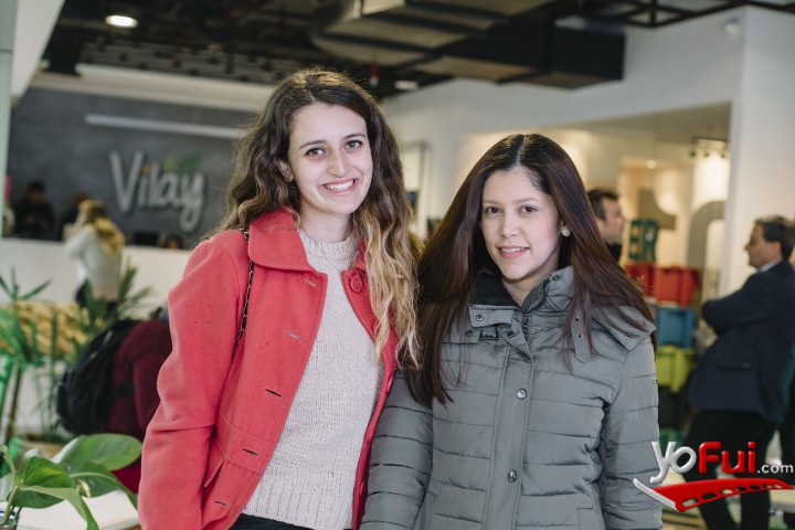Bettina Sancy, Angélica Leal