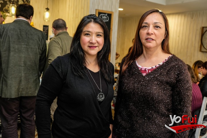 Lucia Aguayo, Ivonne Aguayo