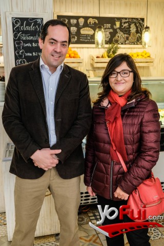 Matías Cox, Evelyn Briceño