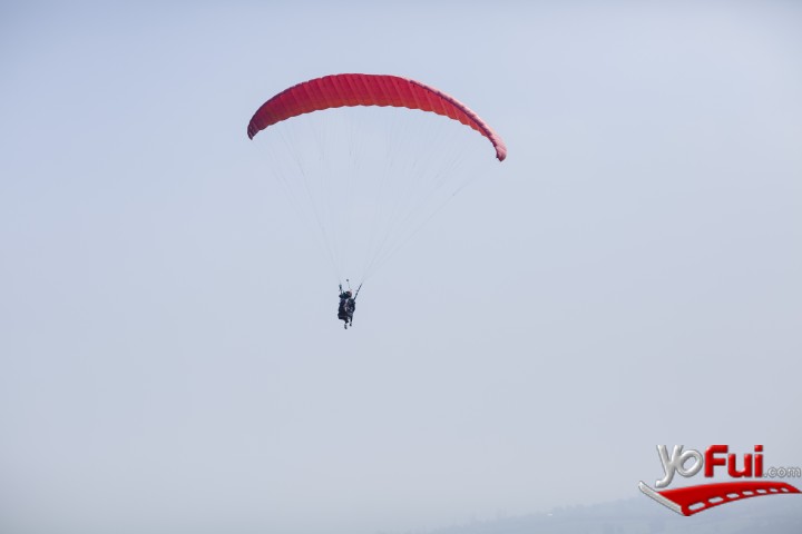 Fotografía en Always invitó a vivir experiencia extrema en las alturas, Chileparapente