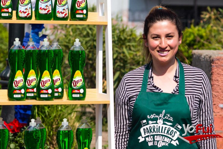 Fotografía en Profesor Klocker da sus tips para el mejor asado este 18, Plaza frente a Canal 13