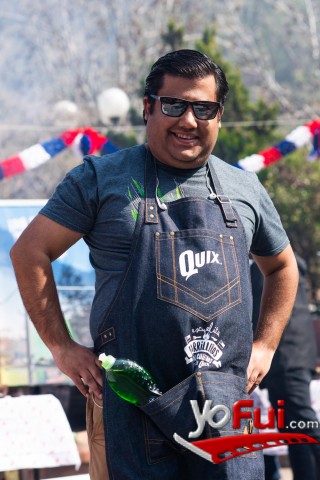 Fotografía en Profesor Klocker da sus tips para el mejor asado este 18, Plaza frente a Canal 13