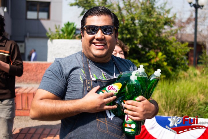 Fotografía en Profesor Klocker da sus tips para el mejor asado este 18, Plaza frente a Canal 13