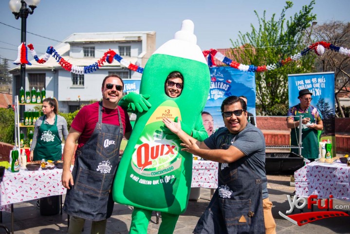 Fotografía en Profesor Klocker da sus tips para el mejor asado este 18, Plaza frente a Canal 13
