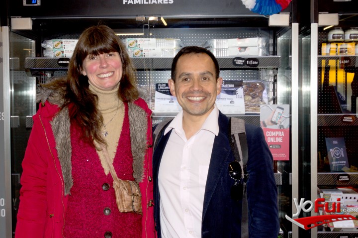 Claudia Rodríguez, Francisco González
