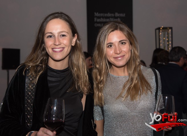 Camila Faltoni, Valentina de la Carrera