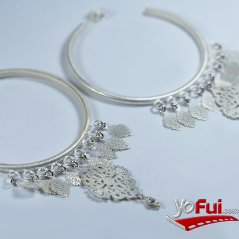 Fotografía en Nueva colección  Infini de Lola Lecannelier:  Joyas para mujeres atrevidas, Tienda Lola Lecannelier