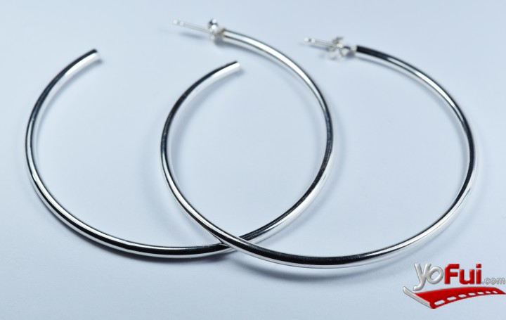 Fotografía en Nueva colección  Infini de Lola Lecannelier:  Joyas para mujeres atrevidas, Tienda Lola Lecannelier