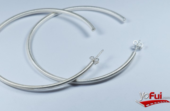 Fotografía en Nueva colección  Infini de Lola Lecannelier:  Joyas para mujeres atrevidas, Tienda Lola Lecannelier