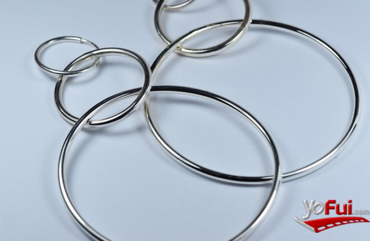 Fotografía en Nueva colección  Infini de Lola Lecannelier:  Joyas para mujeres atrevidas, Tienda Lola Lecannelier