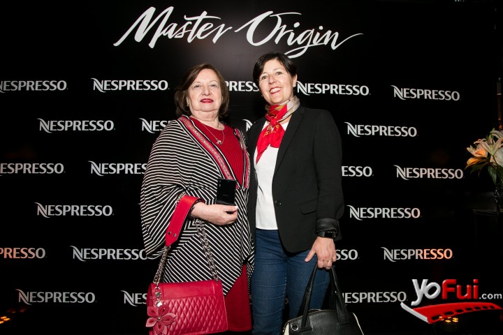 Marina Meneses Weber, Claudia Contreras
