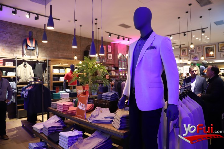 Fotografía en Arrow inaugura tienda en Mall Plaza Egaña, Tienda Arrow