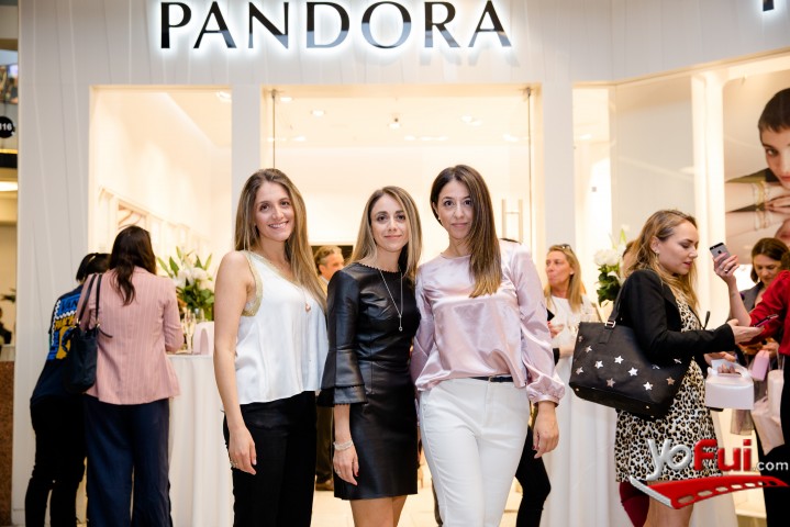 Paulina Mery Satt, Macarena Mery Satt, Francisca Mery Satt