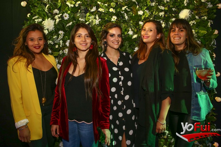 Pía León, Daniela Triantafilo, Trinidad Bravo, Daniela León, Francesca Gisselleire