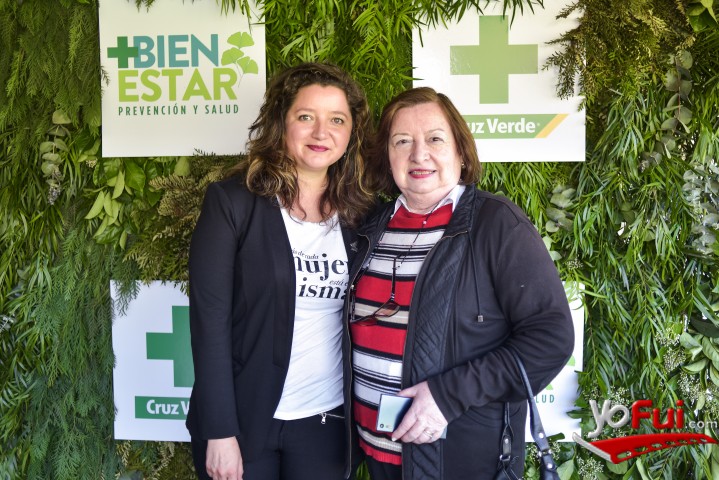 Julia Salas, Marina Meneses Weber