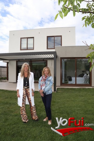 Cristina Carranza, Carmen Curt