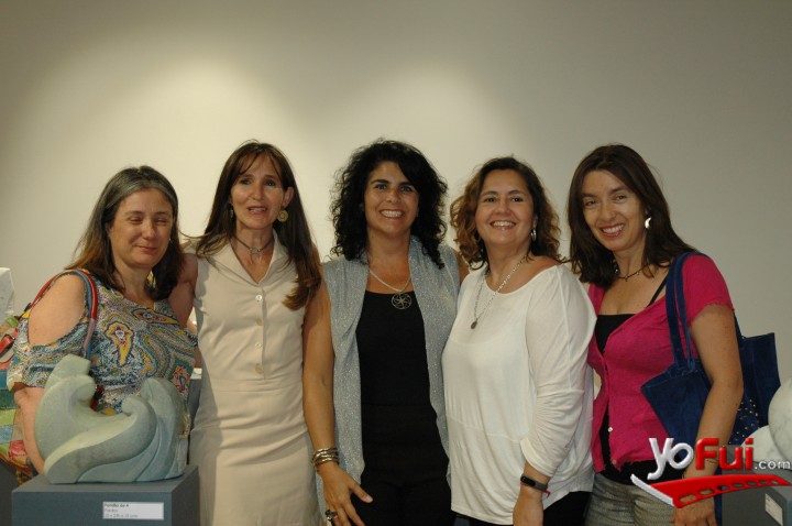 Fotografía en Claudia Leiva inauguró su Muestra de Esculturas “Creación”, Galería Espacio A