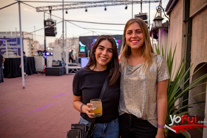 Angela Ferrada, Bárbara Mackenney