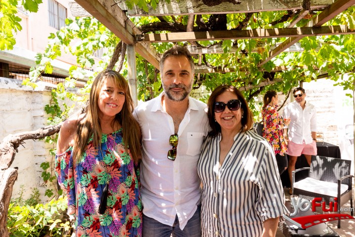 Anamaría Sir, Paulo Brunneti, Rebeca Salas