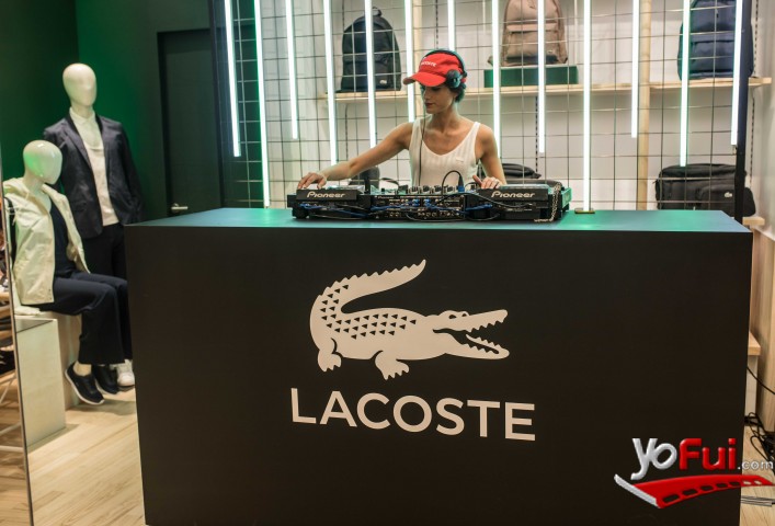 Fotografía en Lacoste abre su nueva tienda en Parte Arauco, Tienda Lacoste