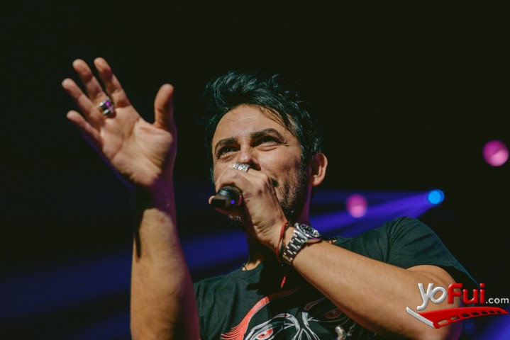 Fotografía en Misiones de Rengo acompañó a Beto Cuevas en celabración 30 años de carrera, Movistar Arena